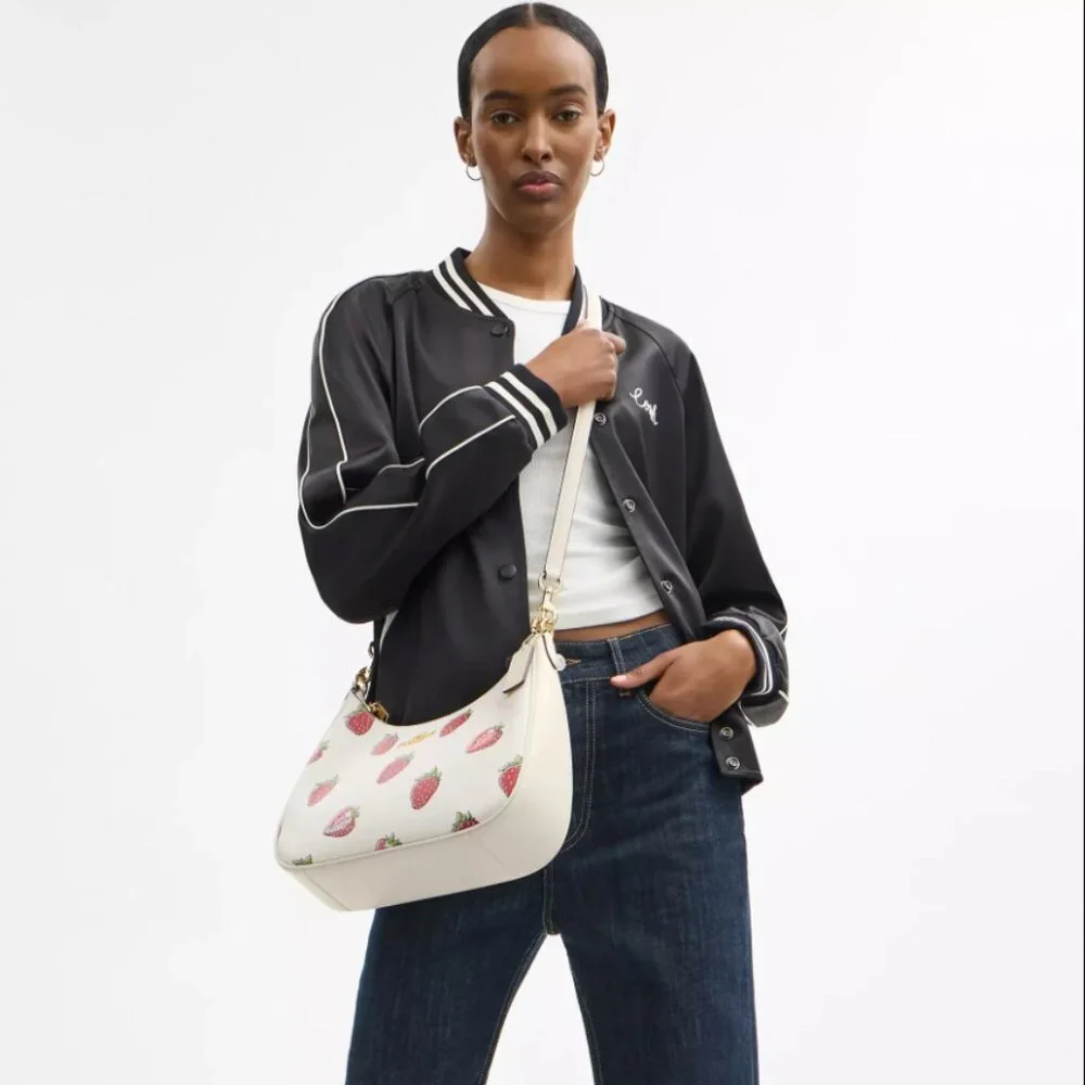 NWT COACH Teri Hobo Bag With Strawberry Print - Picture 9 of 12